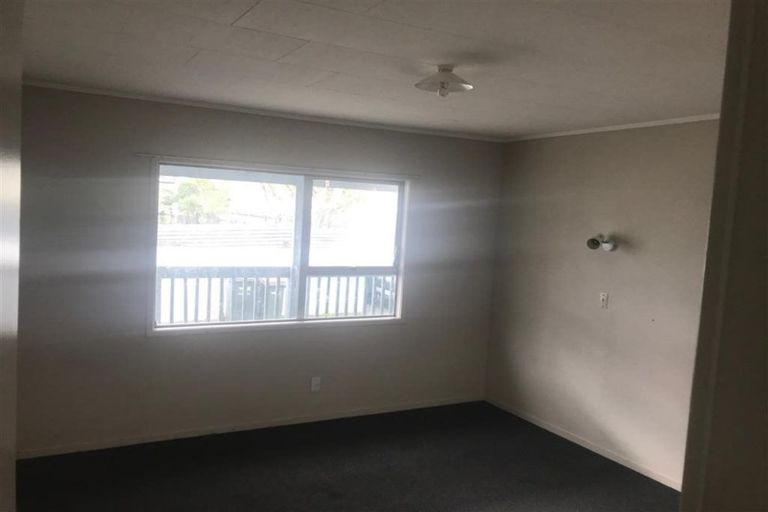 Photo of property in 57 Flat Bush Road, Clover Park, Auckland, 2023
