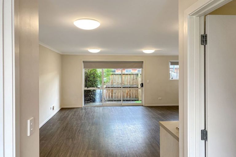 Photo of property in 8 Chiefs Court, Hamilton East, Hamilton, 3216