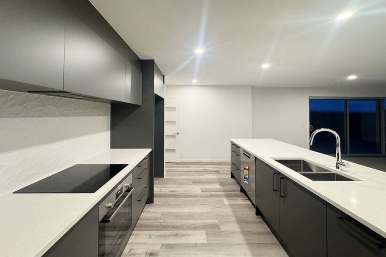 Photo of property in 67 Mehrtens Crescent, Woodend, 7691