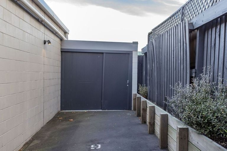 Photo of property in 1/50 Kilmore Street, Christchurch Central, Christchurch, 8013