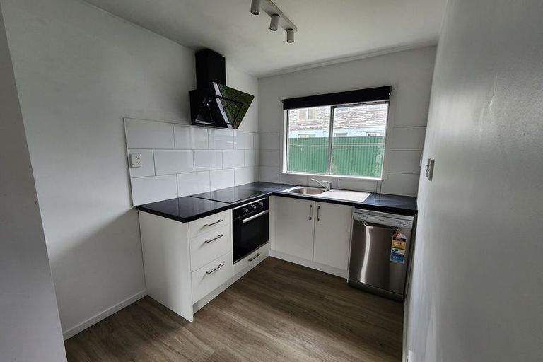 Photo of property in 41 Mcparland Street, Ebdentown, Upper Hutt, 5018