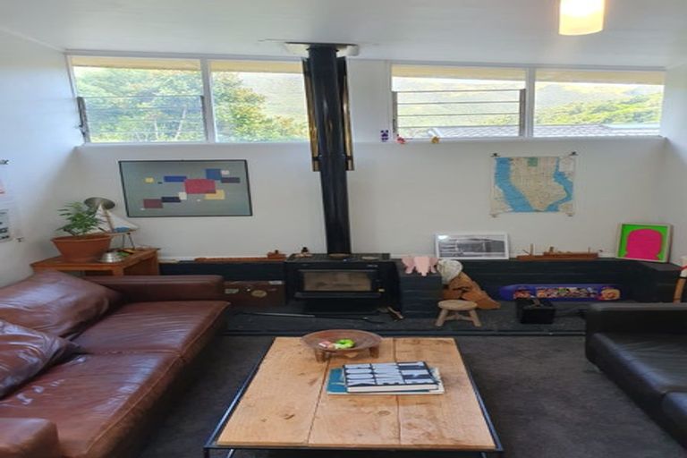 Photo of property in 36 Silverstream Road, Crofton Downs, Wellington, 6035