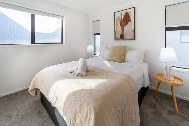 Photo of property in 11/180 Marine Parade, New Brighton, Christchurch, 8083