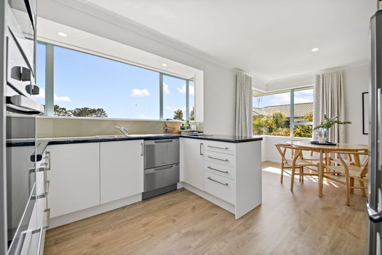 Photo of property in 60 Elsie Drive, Waiuku, 2123