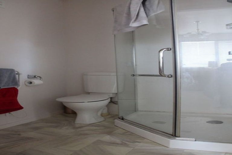 Photo of property in 3 Richards Avenue, Forrest Hill, Auckland, 0620