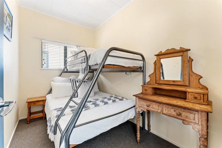 Photo of property in 15 May Way, Omaha, Warkworth, 0986