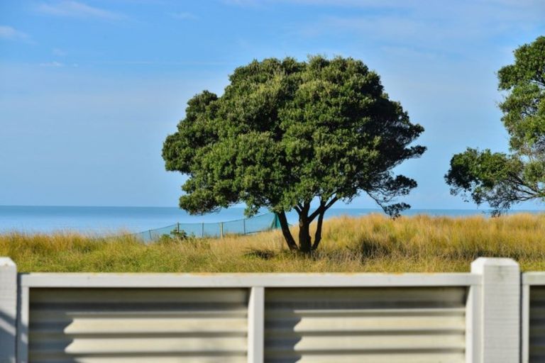 Photo of property in 27a Moana Road, Okitu, Gisborne, 4010