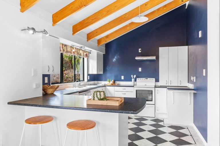 Photo of property in 115b Bartholomew Road, Levin, 5510