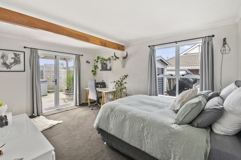 Photo of property in 276 Te Moana Road, Waikanae, 5036