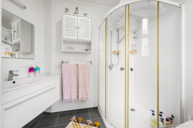 Photo of property in 2 Beachcomber Road, Mangawhai Heads, Mangawhai, 0505