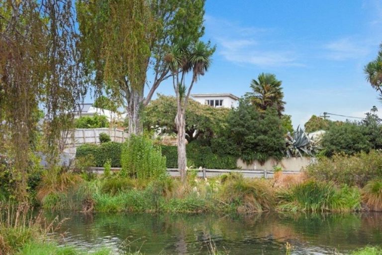 Photo of property in 50 Avonside Drive, Linwood, Christchurch, 8011