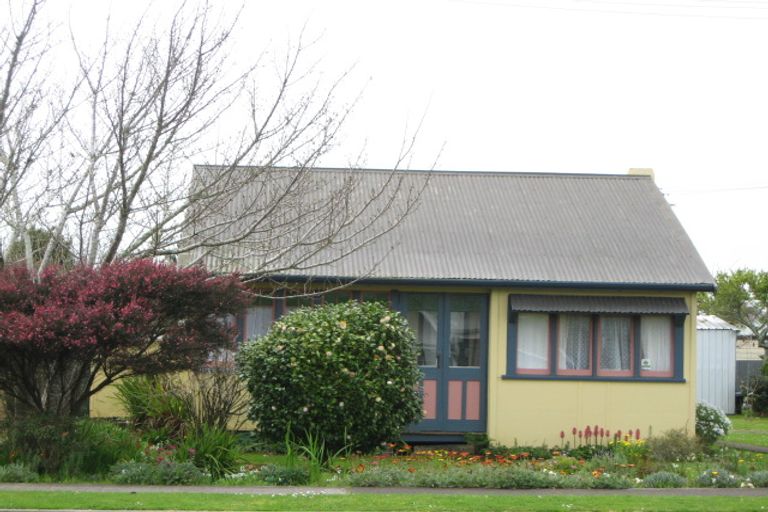 Photo of property in 34 Strange Street, Waitara, 4320