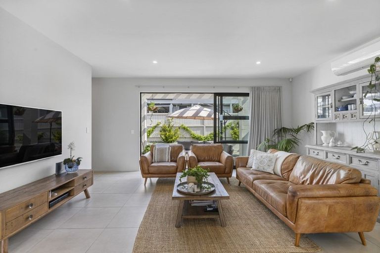 Photo of property in 9 Motukaraka Drive, Beachlands, Auckland, 2018