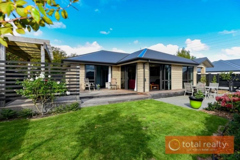 Photo of property in 21 Old Red Barn Road, Halswell, Christchurch, 8025