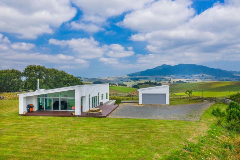 Photo of property in 573 Maungatawhiri Road, Raglan, 3295