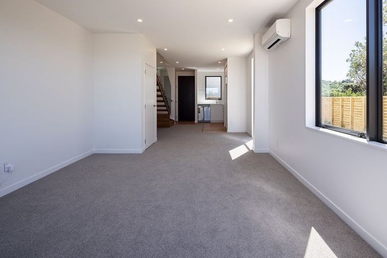 Photo of property in 4/52 High Street, Island Bay, Wellington, 6023