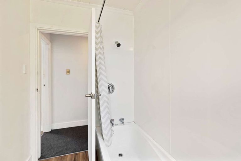 Photo of property in 146 Mcmurdo Street, Tinwald, Ashburton, 7700