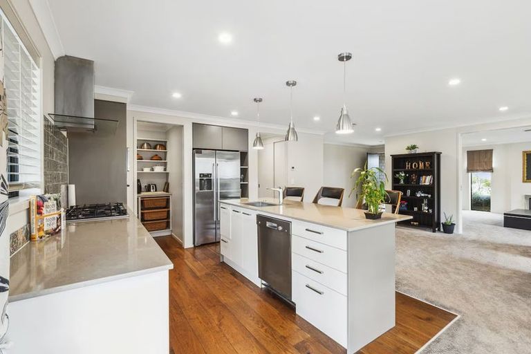 Photo of property in 138 Hillpark Drive, Pokeno, 2402