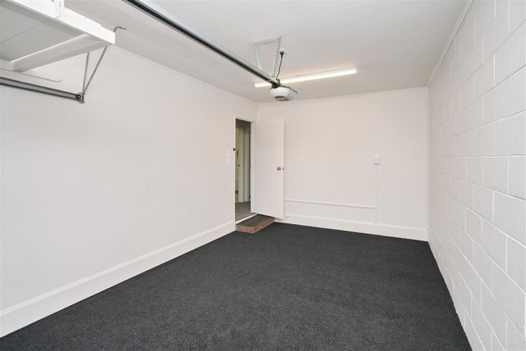 Photo of property in 2/49 Cowes Street, Avondale, Christchurch, 8061