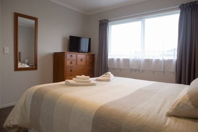 Photo of property in 22 Ulyatt Road, Meeanee, Napier, 4112