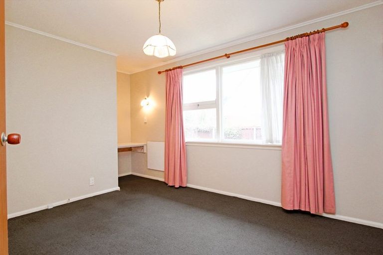 Photo of property in 65 Parkstone Avenue, Ilam, Christchurch, 8041