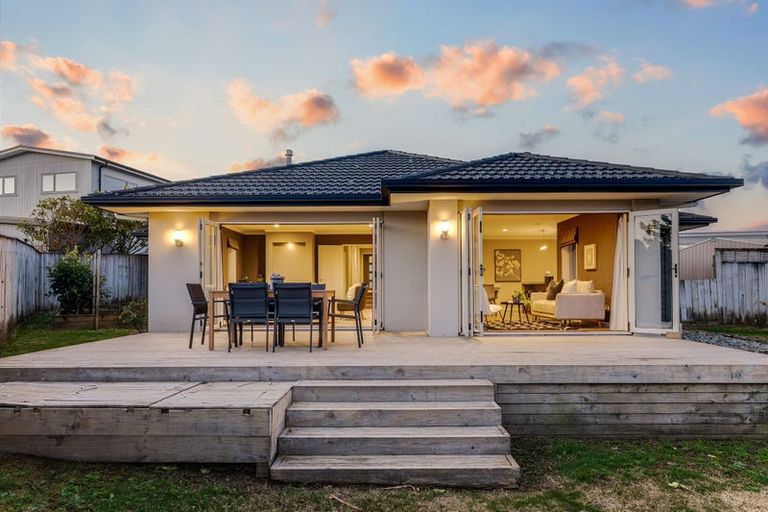 Photo of property in 59 Nelson Avenue, Aotea, Porirua, 5024