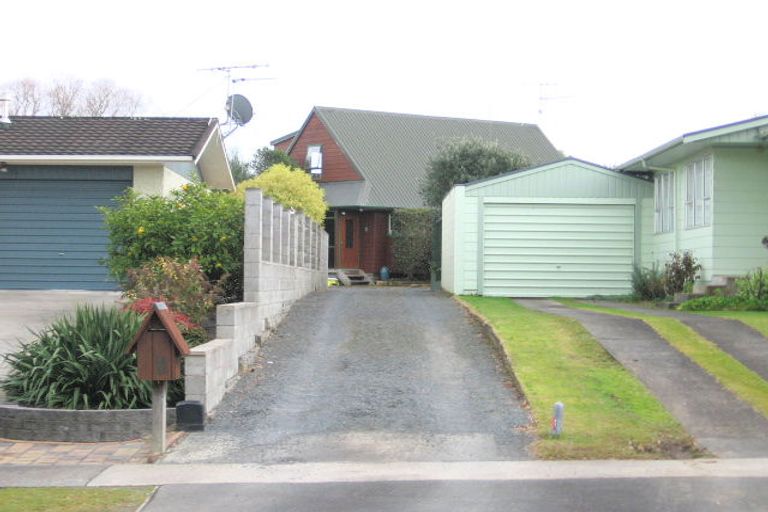 Photo of property in 11 Lansdowne Crescent, Glenview, Hamilton, 3206