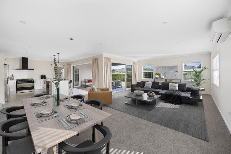 Photo of property in 4 Young Place, Taradale, Napier, 4112