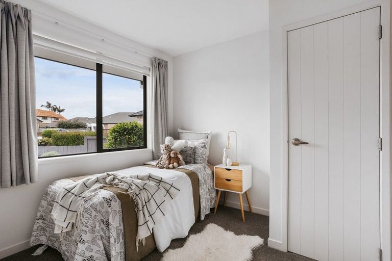 Photo of property in 14 Glenmonarch Place, Pyes Pa, Tauranga, 3112