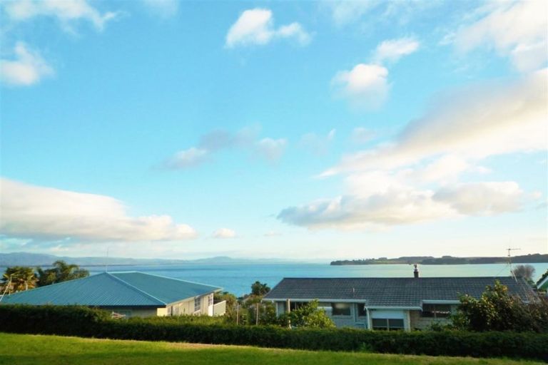 Photo of property in 11 Vivian Drive, Omokoroa, 3114