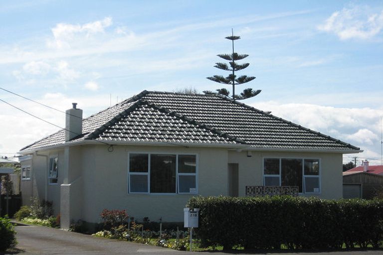 Photo of property in 210 Puriri Street, Castlecliff, Whanganui, 4501