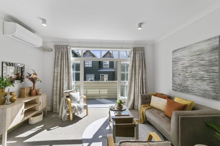 Photo of property in 54 Pipitea Street, Thorndon, Wellington, 6011