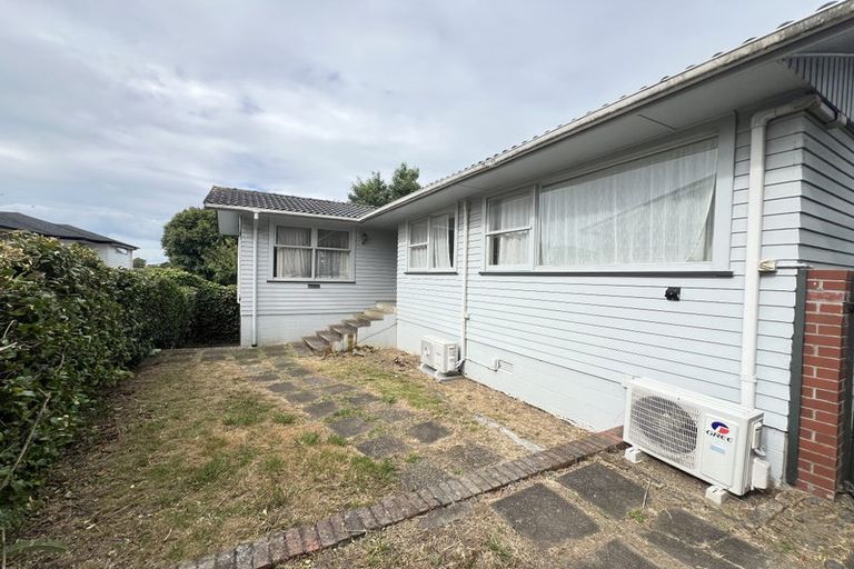 Photo of property in 48 Reeves Road, Pakuranga, Auckland, 2010