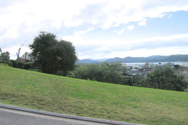 Photo of property in 152 Tirohanga Drive, Whangamata, 3620