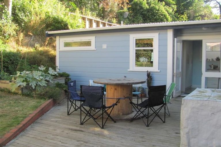 Photo of property in 2 Melrose Crescent, Melrose, Wellington, 6023