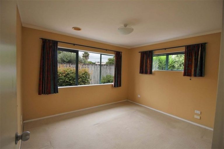 Photo of property in 12 Halcione Close, Flagstaff, Hamilton, 3210