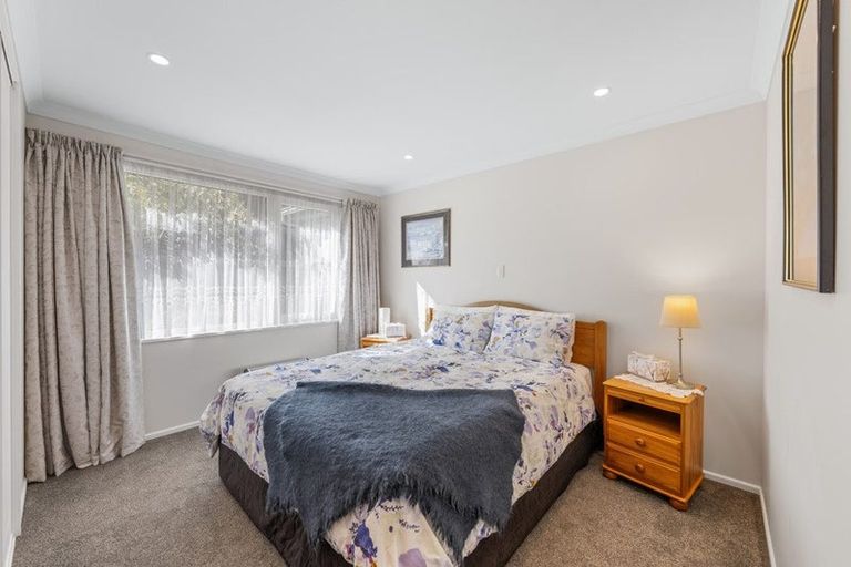 Photo of property in 5 Lodge Place, Ilam, Christchurch, 8041