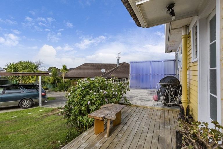 Photo of property in 6 Aotea Road, Glen Eden, Auckland, 0602