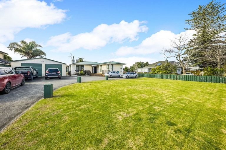 Photo of property in 36 Carruth Road, Papatoetoe, Auckland, 2025