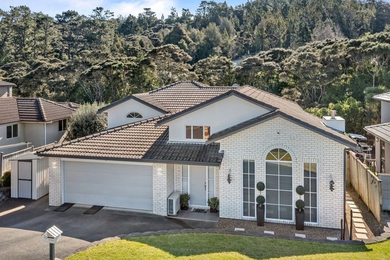 Photo of property in 20 Kunzea Place, Greenhithe, Auckland, 0632