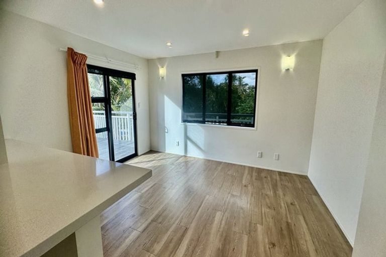 Photo of property in 1/12 Masefield Street, Cockle Bay, Auckland, 2014