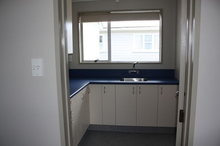 Photo of property in 17a Bradshaw Street, South Dunedin, Dunedin, 9012