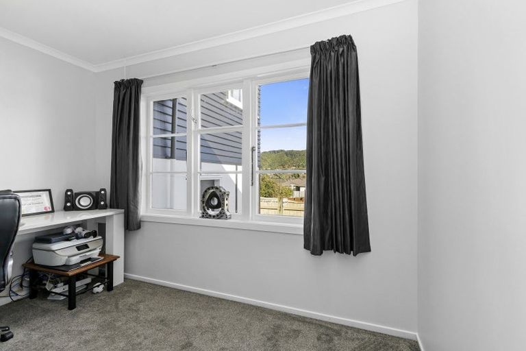 Photo of property in 38 Petrie Street, Wainuiomata, Lower Hutt, 5014