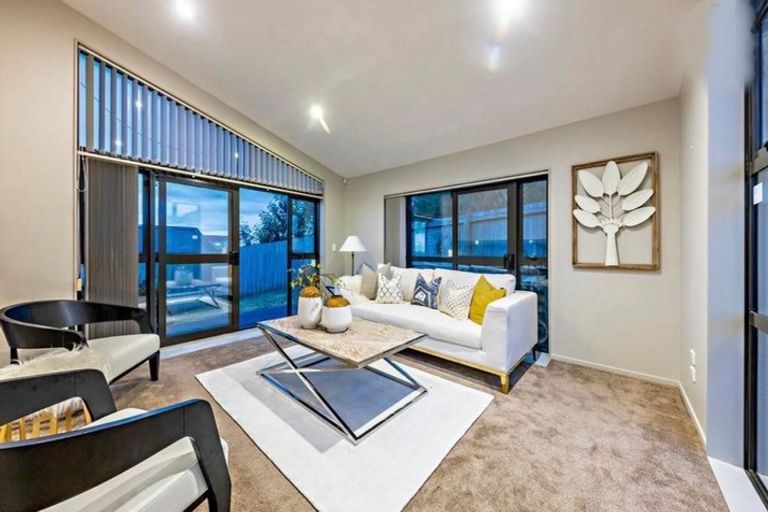 Photo of property in 147 Keri Vista Rise, Papakura, 2110