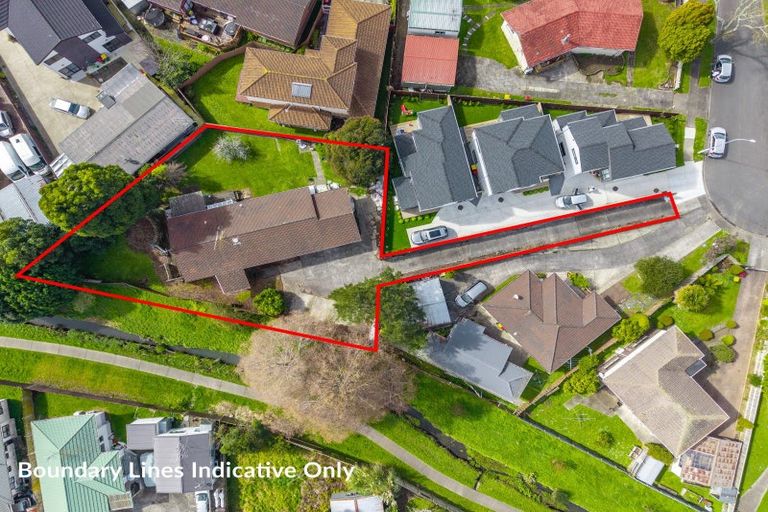 Photo of property in 11 Tangelo Place, Bucklands Beach, Auckland, 2012