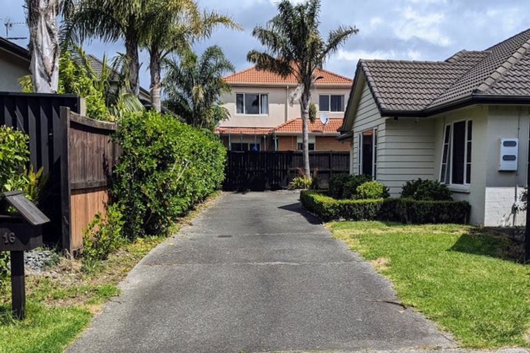 Photo of property in 16 Amapur Place, Flat Bush, Auckland, 2019