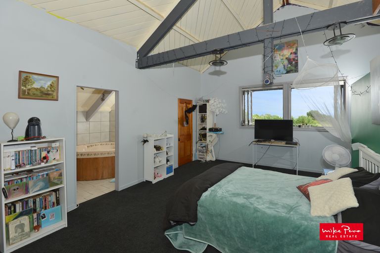 Photo of property in 121 Church Road, Ngararatunua, Kamo, 0185