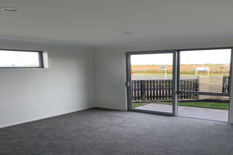 Photo of property in 52 Empire Crescent, Papamoa, 3118