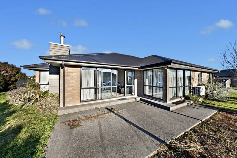 Photo of property in 1 Lloyds Close, Rolleston, 7614