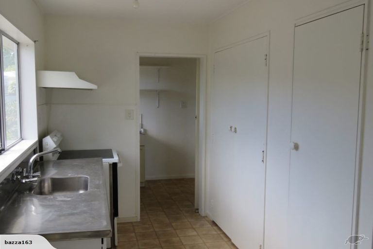 Photo of property in 94 Tait Drive, Greenmeadows, Napier, 4112